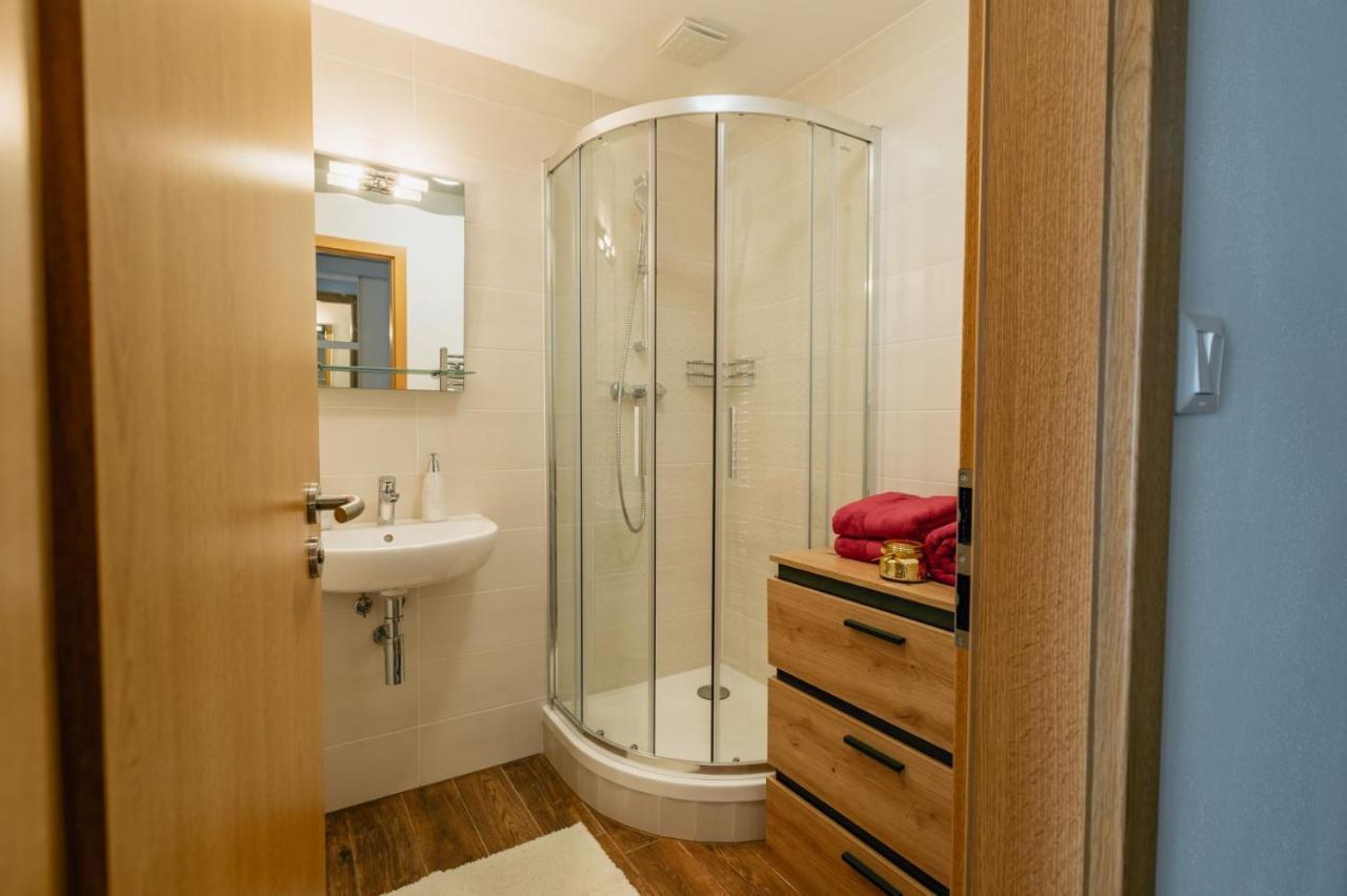 Apartman 15 Mymara Besenova Bagian luar foto